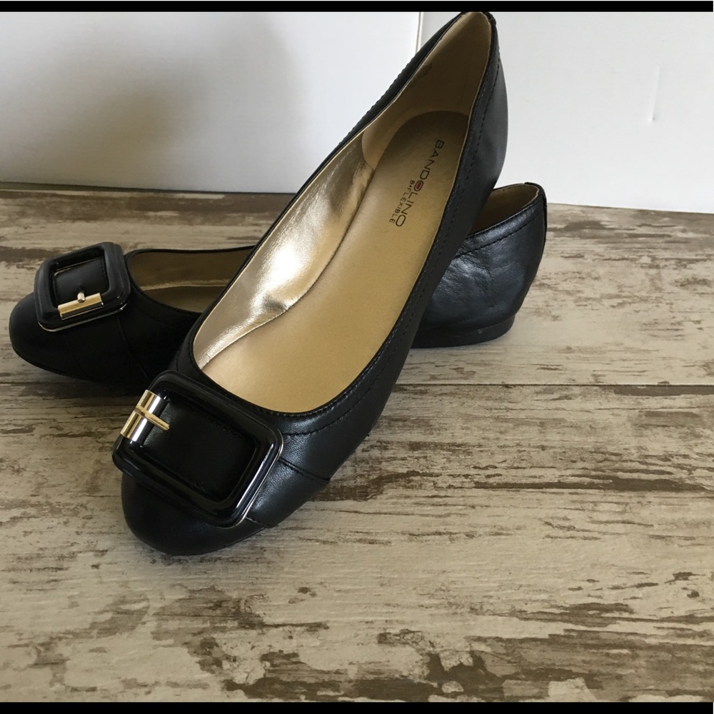 Go to winner classic black flats! New with box